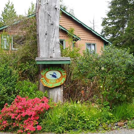 Summerhill Guest House Тофино Екстериор снимка