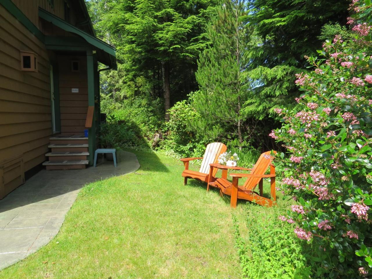 Summerhill Guest House Тофино Екстериор снимка